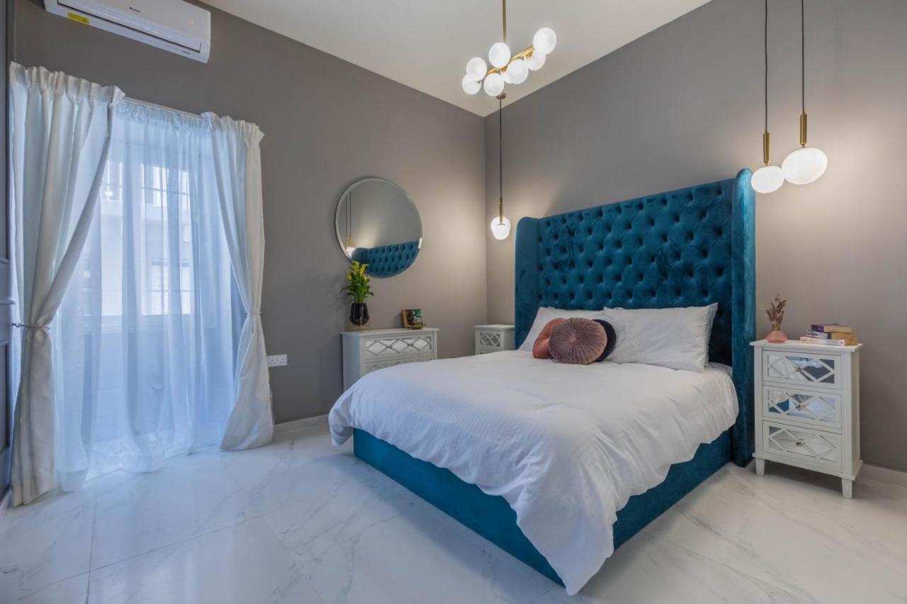 New & Unique Apartment - A 5 Minutes Ferry To Capital City Of Valletta سنجليا المظهر الخارجي الصورة