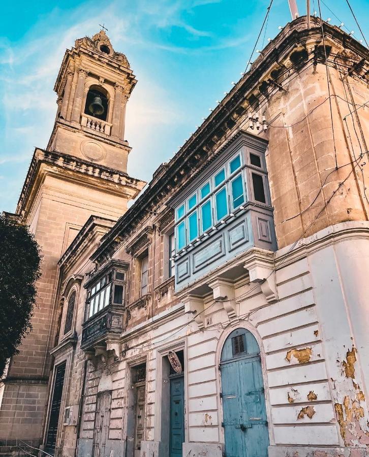 New & Unique Apartment - A 5 Minutes Ferry To Capital City Of Valletta سنجليا المظهر الخارجي الصورة